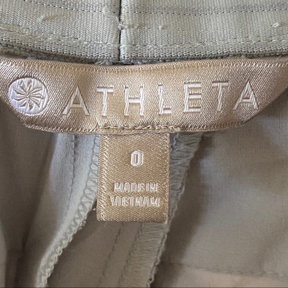 Athleta Tribeca Crop Pant in Tern Grey - Picture 6 of 8